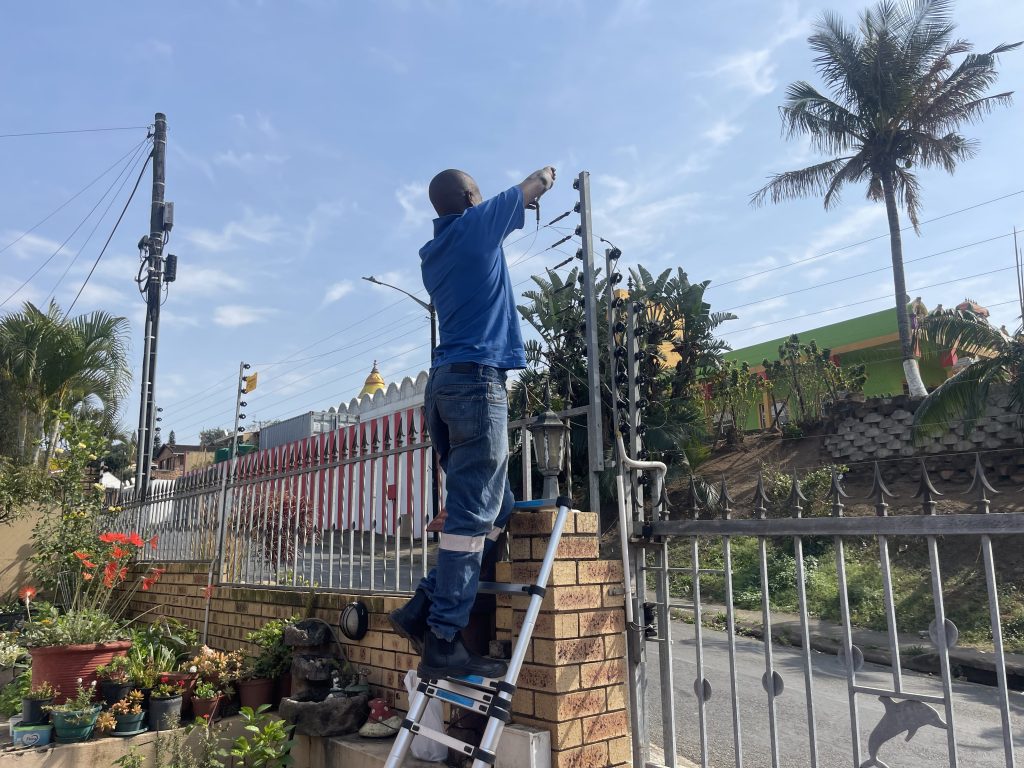 electric fence repair